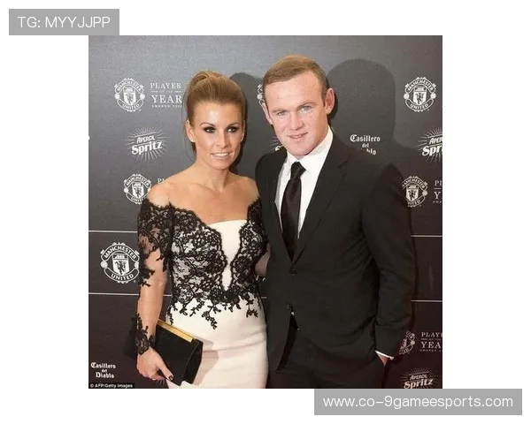 足球明星女装造型高清头像展现魅力风采时尚碰撞精彩瞬间